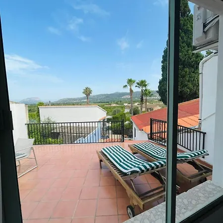 Casa Ellie Bed & Breakfast Tormos