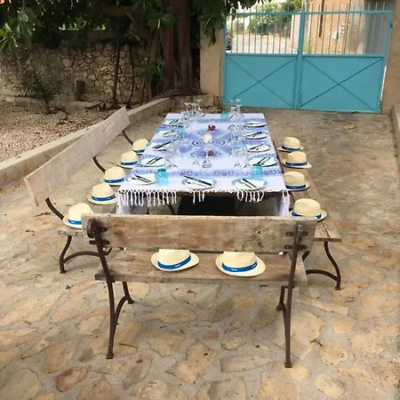 Casa Alestelou Bed and breakfast Tormos