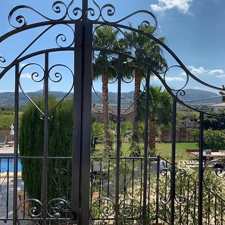 Casa Alestelou Tormos