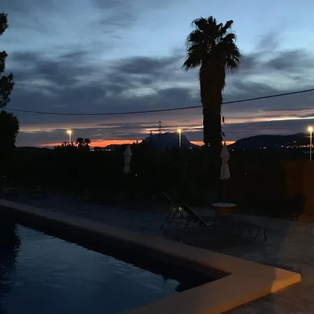 Panzió Casa Alestelou Tormos